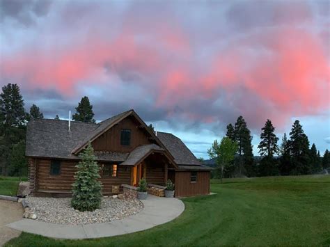 yellowstone cabin rentals dutton ranch